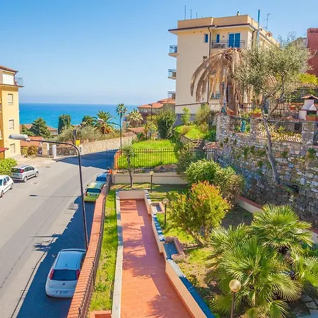 La Della Meridiana Diano Marina