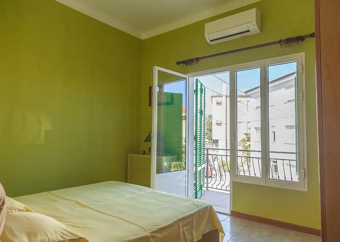 La Della Meridiana * 迪亚诺马里纳