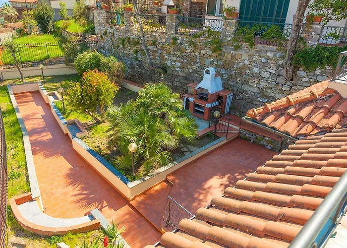 La Della Meridiana * 迪亚诺马里纳