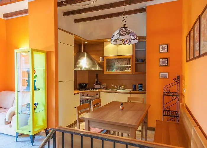 度假居 La Della Meridiana 迪亚诺马里纳