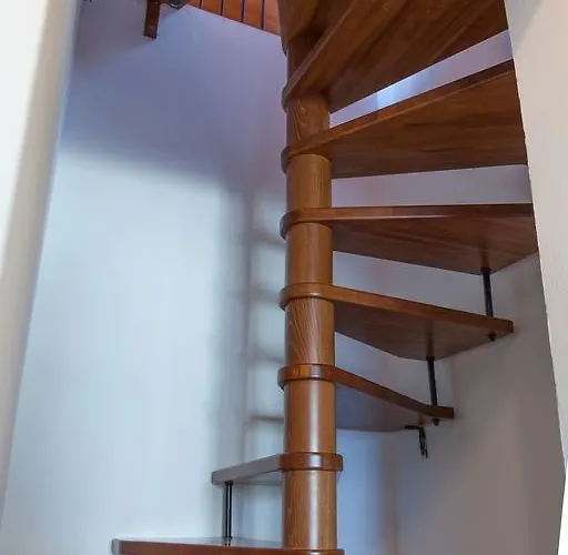 La Della Meridiana 迪亚诺马里纳