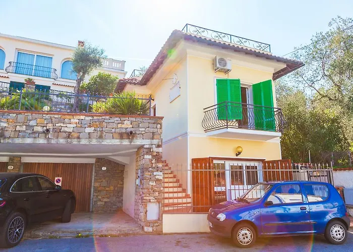 La Della Meridiana * 迪亚诺马里纳